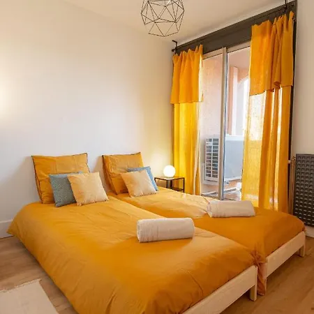 Le Champollion - Clim - Gare - Garage - Balcon Apartment *